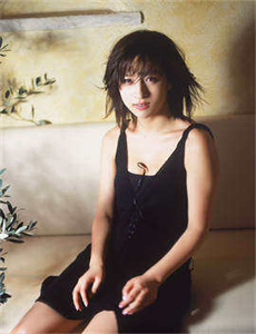 《亚洲成人99-完美嫁衣 粤语》